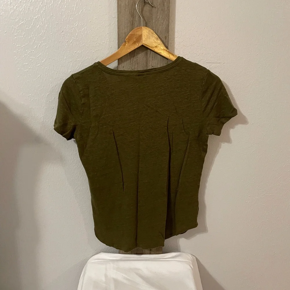 Ann Taylor Top - Picture 2 of 6